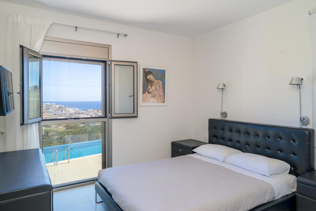 Villa Sea View Agia Pelagia (Crete)